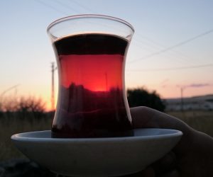 Siyah Çayın Faydaları ve Olası Zararları